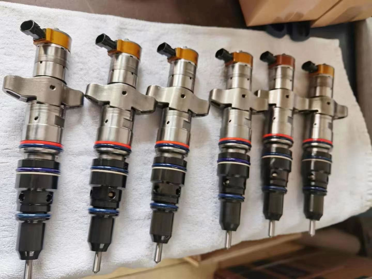 Fuel Injector G3516H Injectors Seal G3520 Spare Parts Set G3520B Nozzle G3520C Diesel Engine