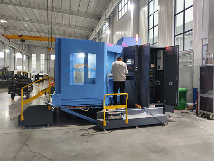 750mm Table Travel HMC630 CNC Horizontal Milling Machine for Machinery Repair Shops