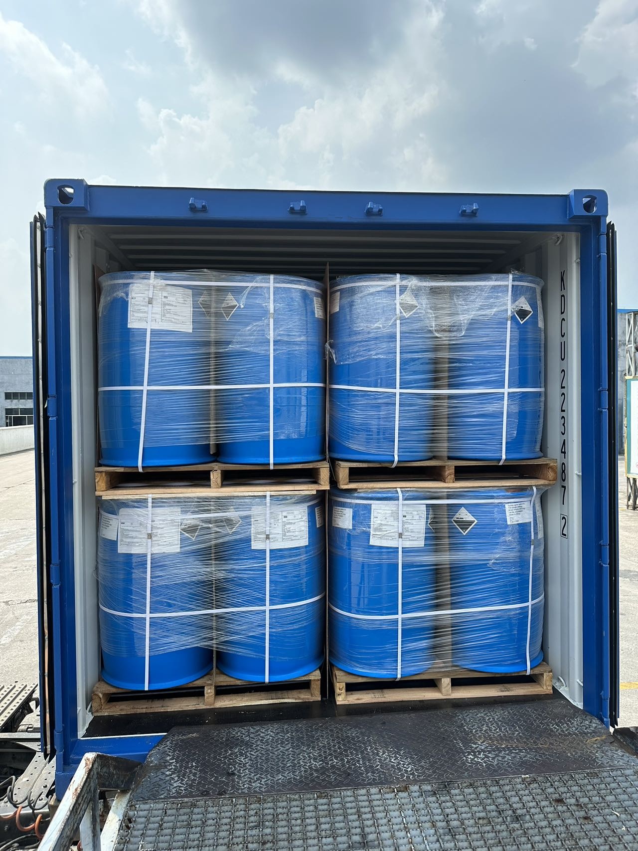 Liquid Industrial Epoxy Resin Undiluted Bisphenol A SM828