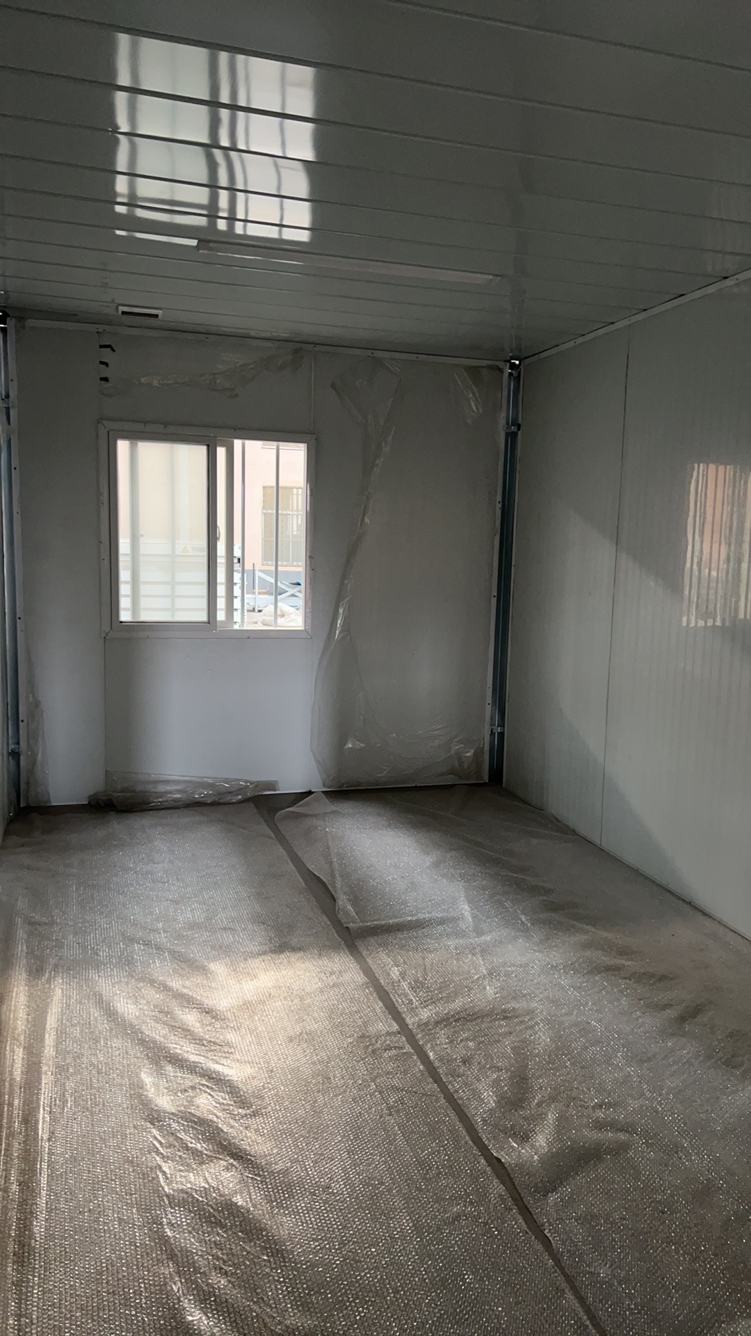 Portable Foldable Heat And Sound Luxury Apartment Fast Install Folding Container House Beautiful and with Optional Wall