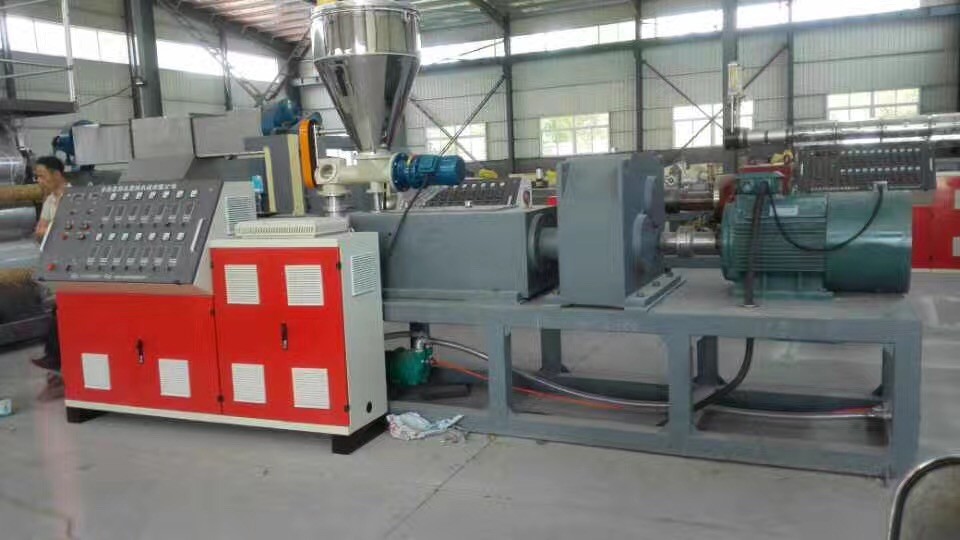 2000mm Width Floor Mat Making Machine Single Screw Extruder 90 / 30 Type