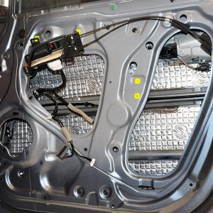 China MPV Car Hood Insulation Pad Material Noise Removal Sound Quality Improvement wholesale