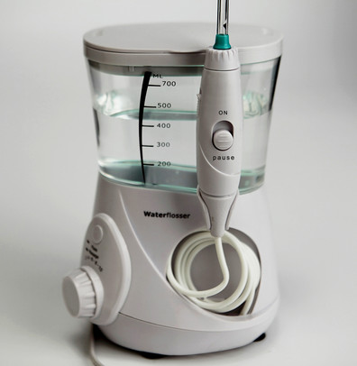 Professional Waterpoof Dental Care Teeth Cleaner Family Household Use with 7