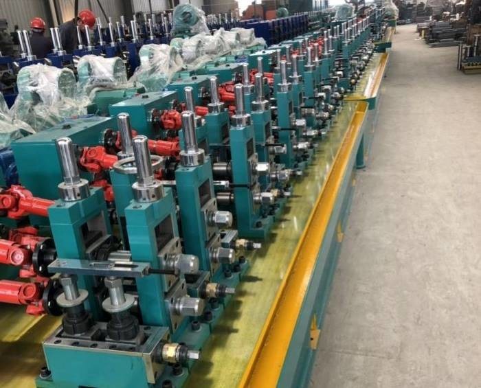 Stainless Steel Pipe Manufacturing Machine Round Or Square Shape Available