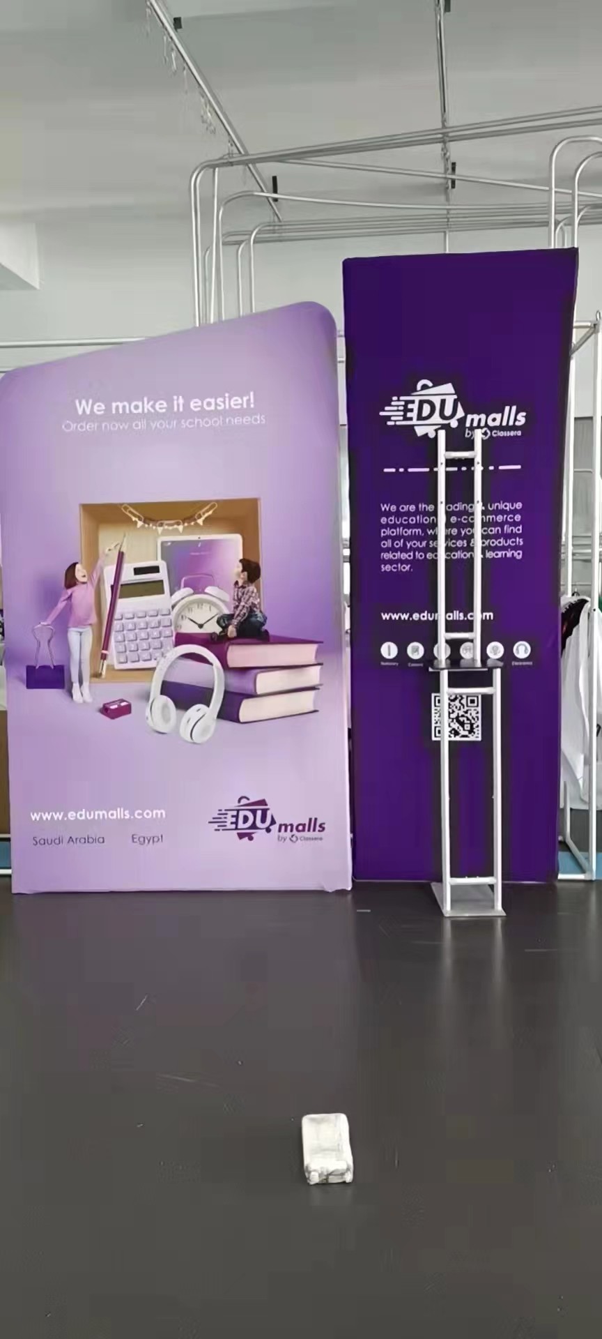 Trade Show Stage Modular Exhibition Systems CMYK Portable Display Stands For Exhibitions