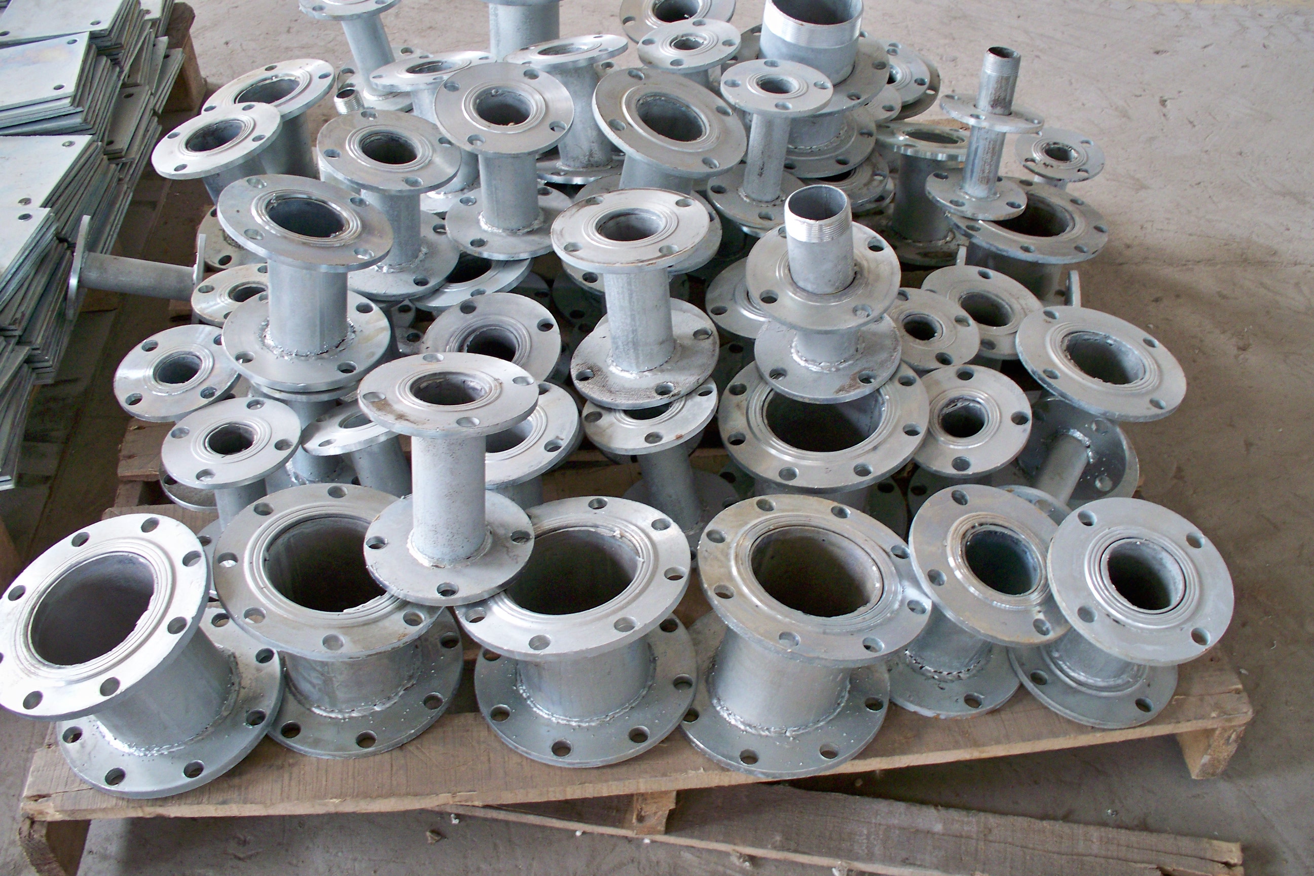 FRP Water Tank Water Storage Tank Pump System Panel Tank for Customized Requirements