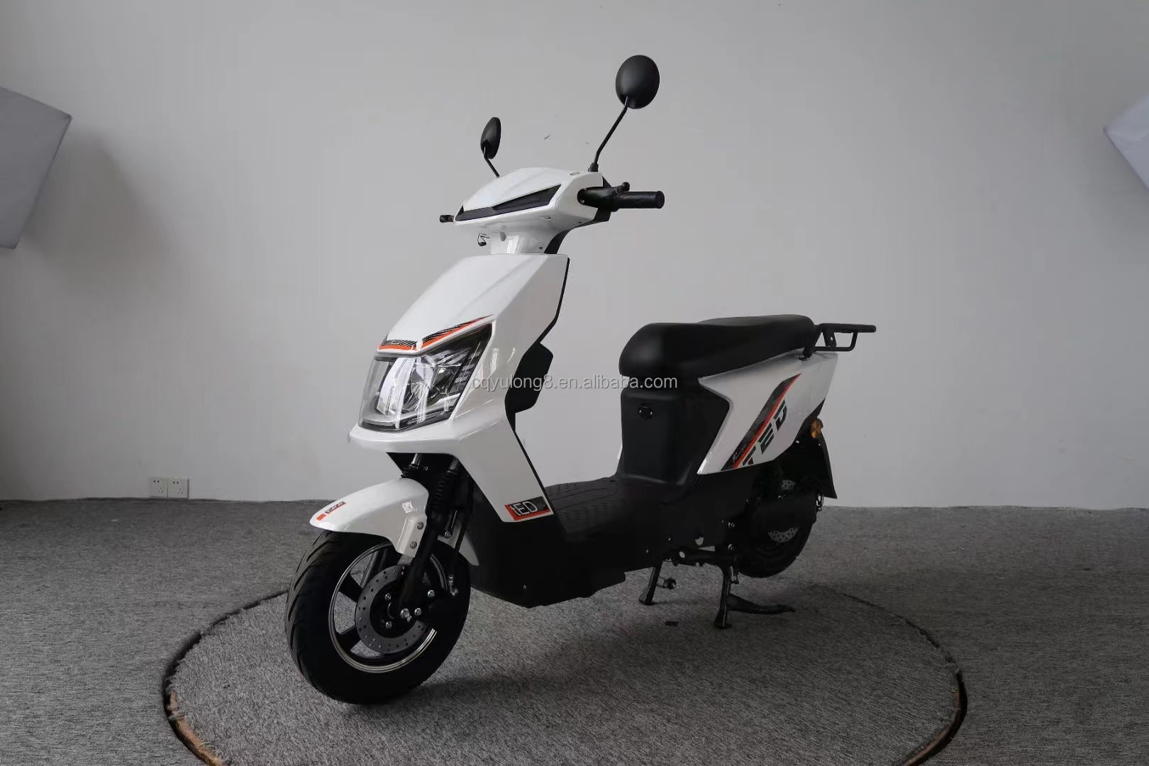 Electricity Fuel EEC Off Road Motorcycle 3000W High Power Sport Scooter with Battery