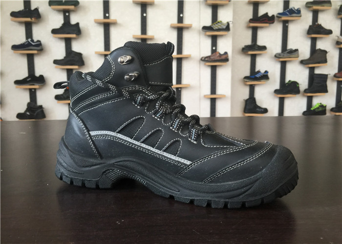 High Density PTU Men Work Boots Penetration Resistant For Machinery Industry