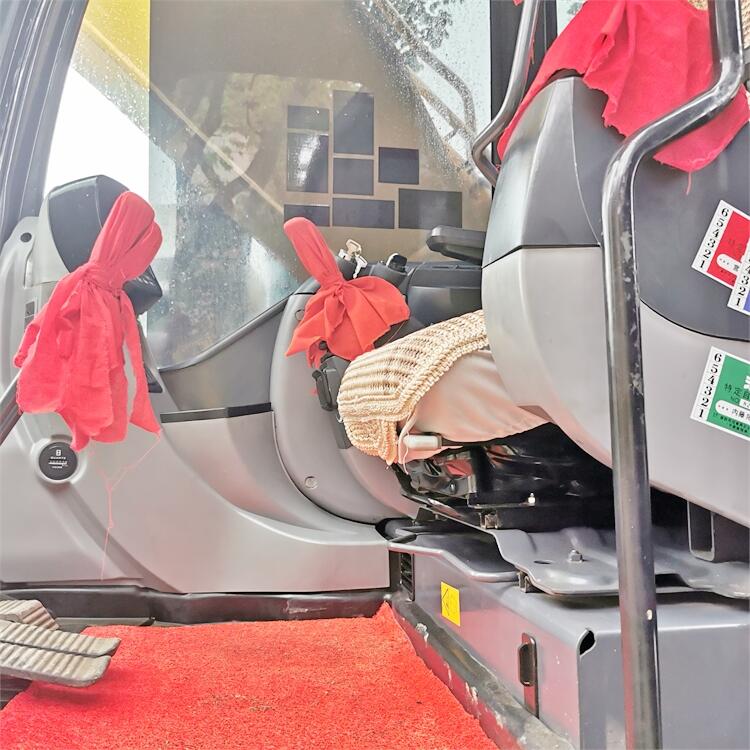 2018 Kobelco SK200-8 Excavator 20 Ton Japan Original Digger with 0.8 m3 Bucket Capacity