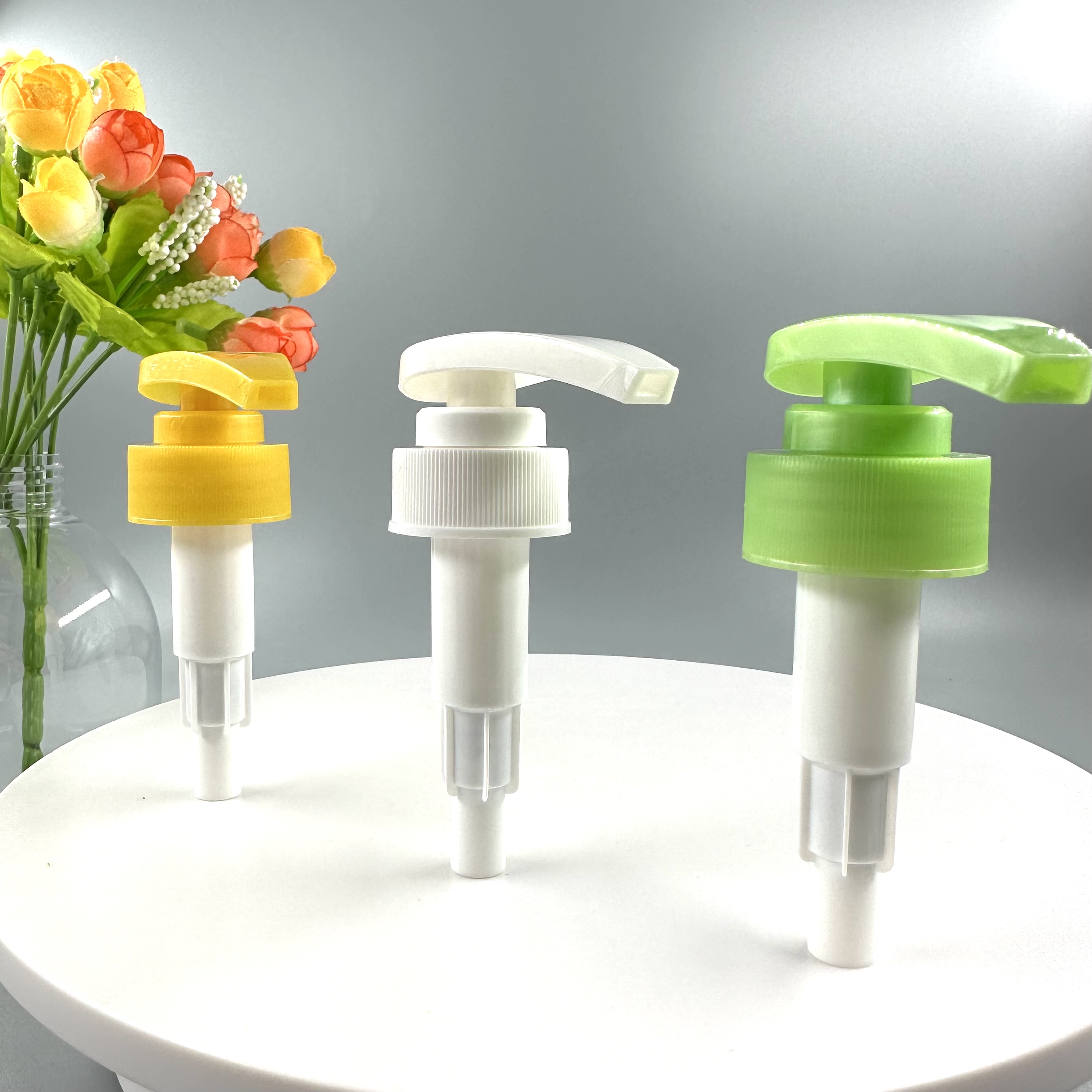 Provided Freely Custom Color Pump Dispenser for Big Bottles of Multipurpose Lotion