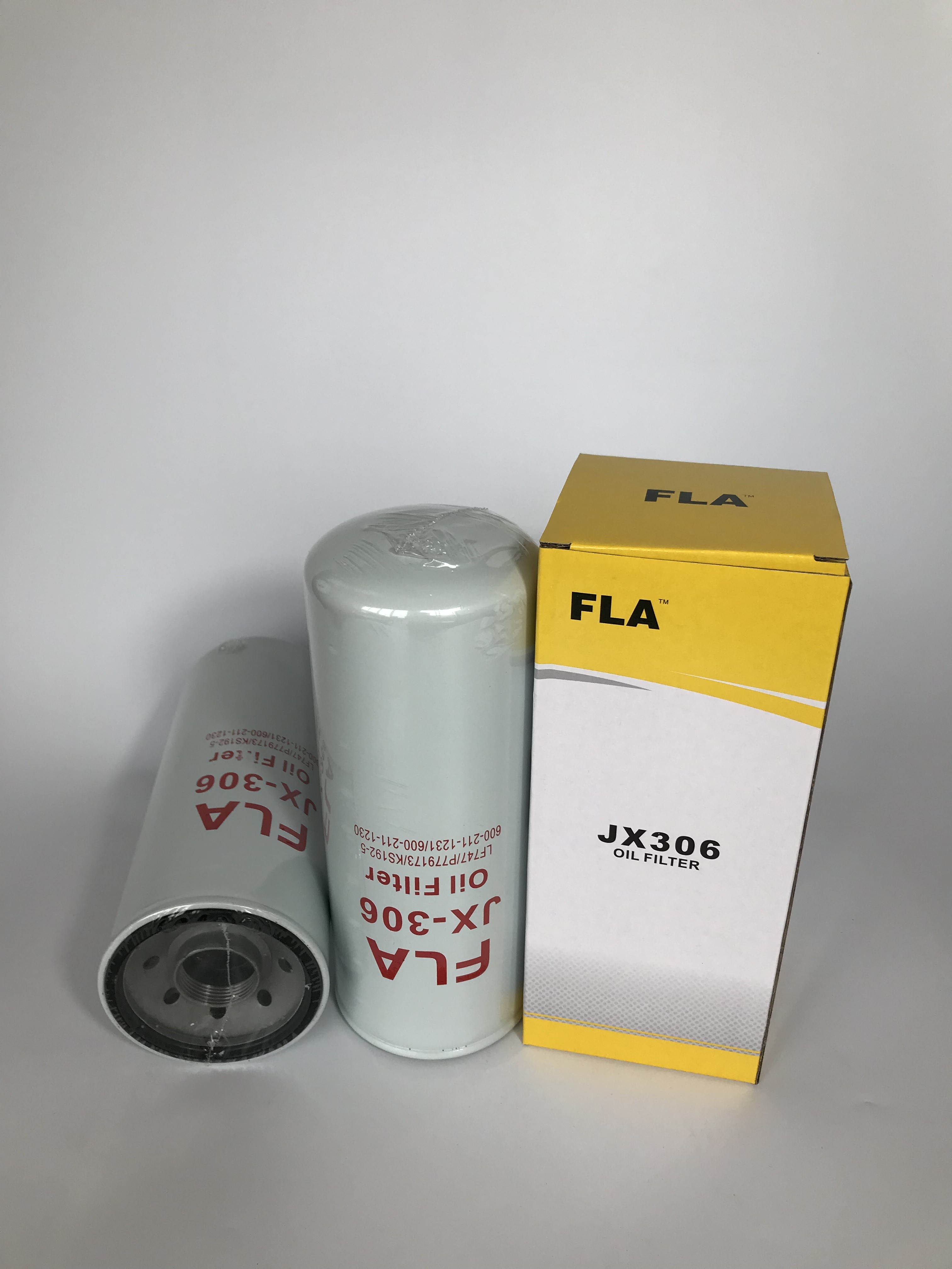 Excavator engine parts,Komatsu oil filter good quality 600-211-1231 KS192-5 for 6D125 NT855 excavator parts