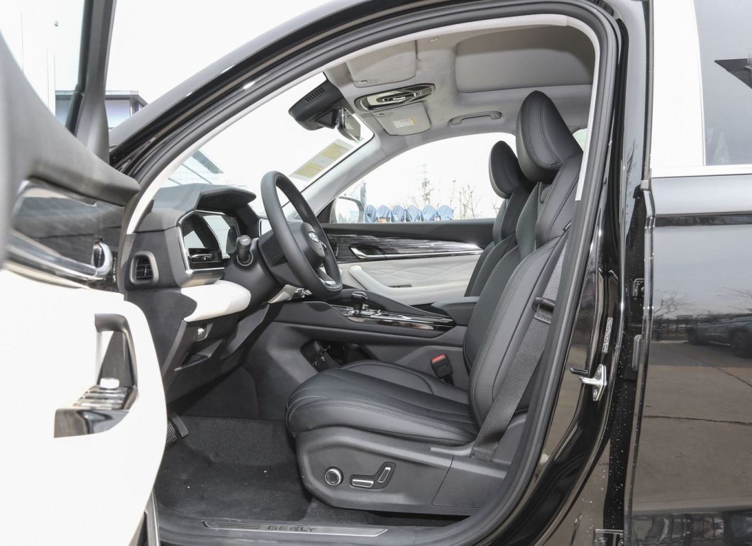 High Speed Geely Monjaro L Conventional Fuel Vehicles Adult 4WD 5 Seats Gasoline SUV