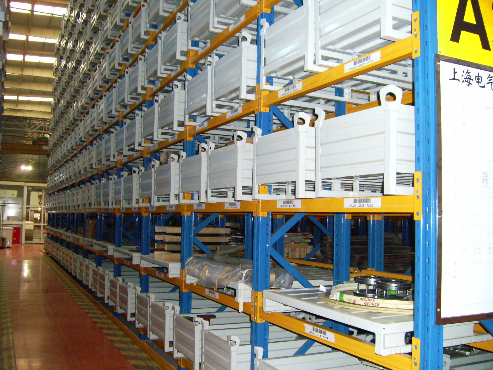 Powder Coating Comprehensive VNA Pallet Rack With High Load Capacity