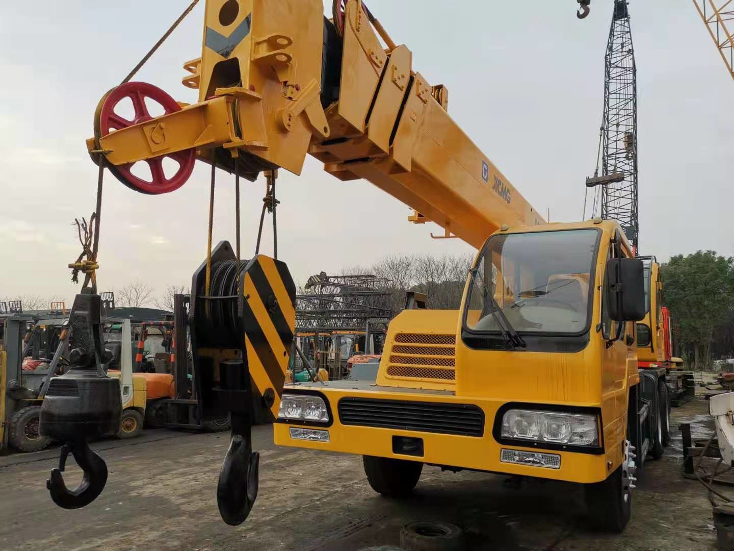 QY70K Used Truck Crane