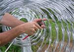 Giant Shuttle Fence Razor Blade Wire , Anti Aging Welded Razor Wire