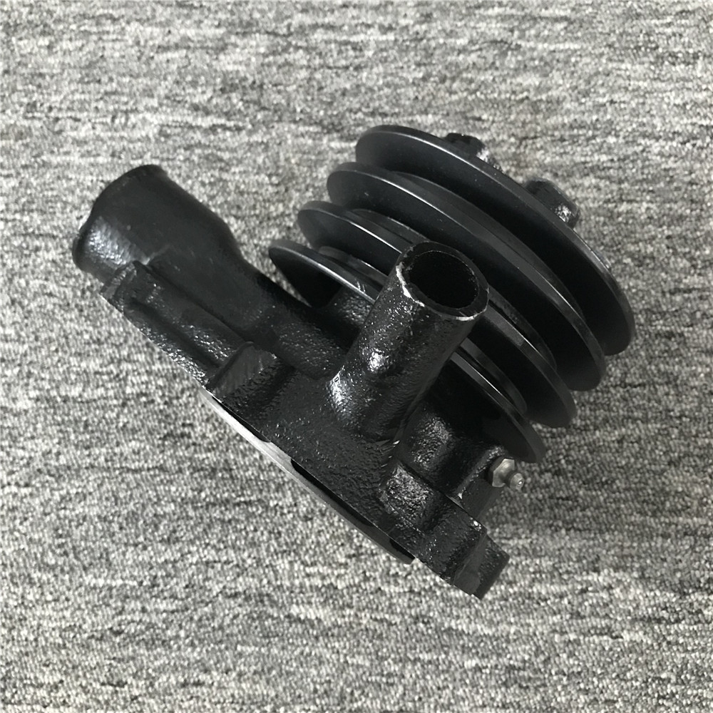 ME995037 Excavator 6D16 Engine Water Pump For Hyundai R200-5/R210-7