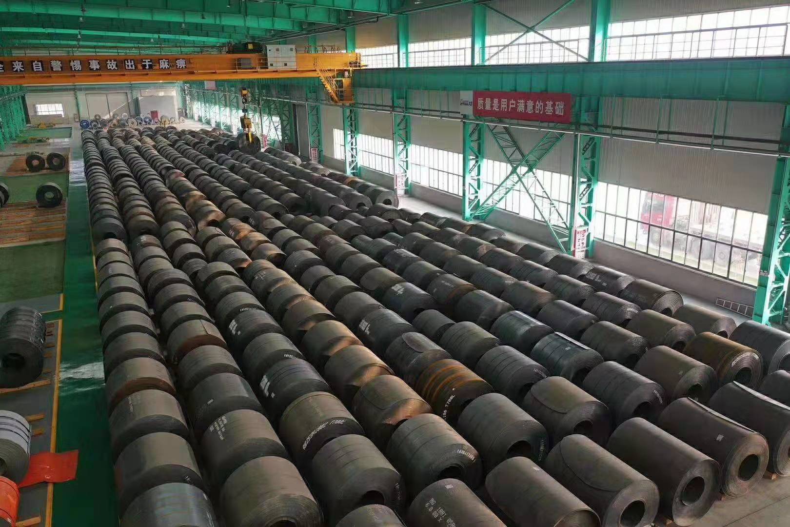 Non-Alloy HR Black Annealed Grade 40 A36 SS400 Q235 Q195 S235jr hrc Hot Rolled Carbon Steel Coil with Stable Performance