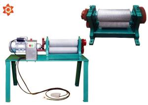 China Semi Automatic Plastic Beeswax Foundation Machine Bee Wax Comb Sheet 40kg Weight wholesale