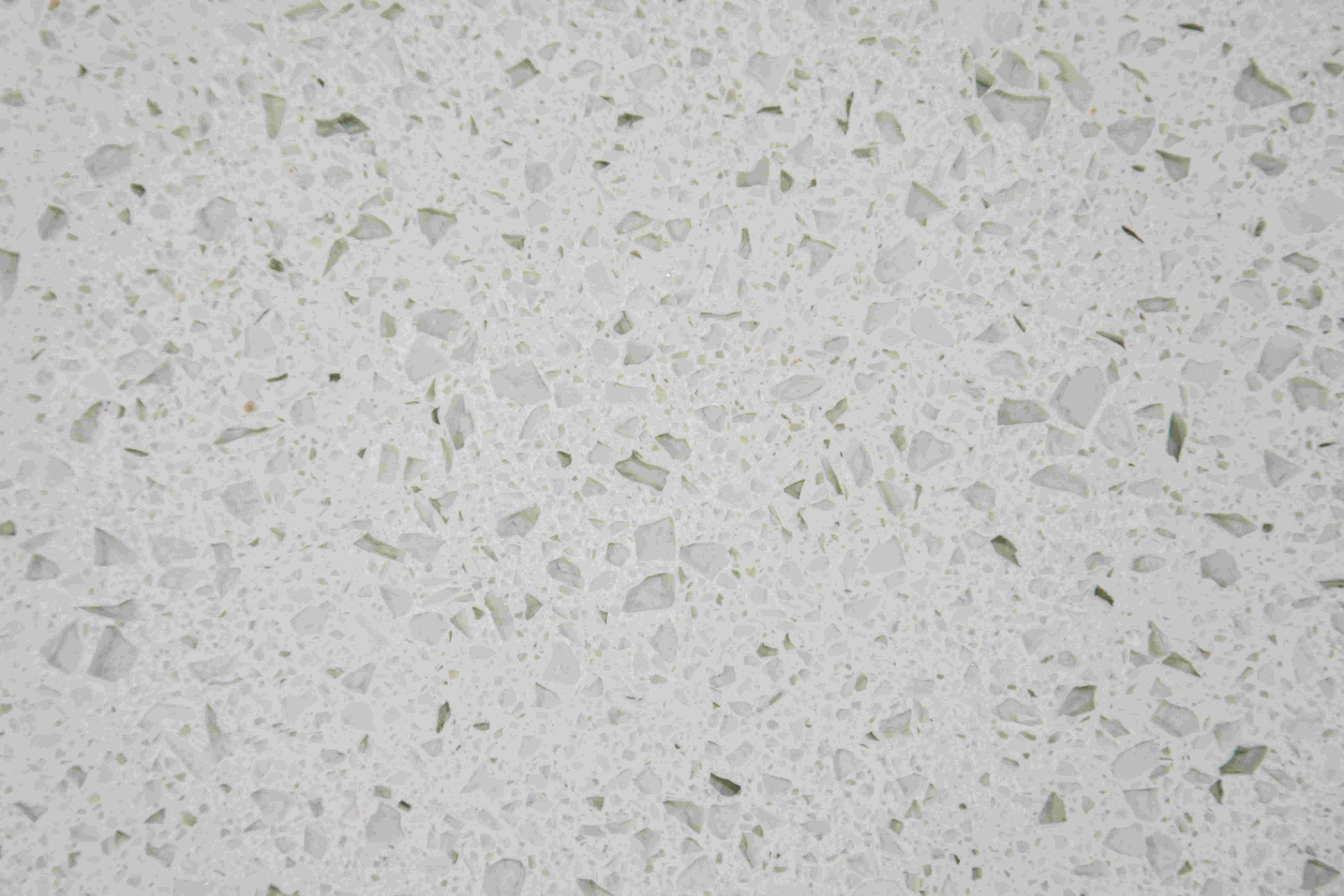 Polished Artificial Quartz Slab Big Mirror Shape Green Color slabs for kitchen countertops