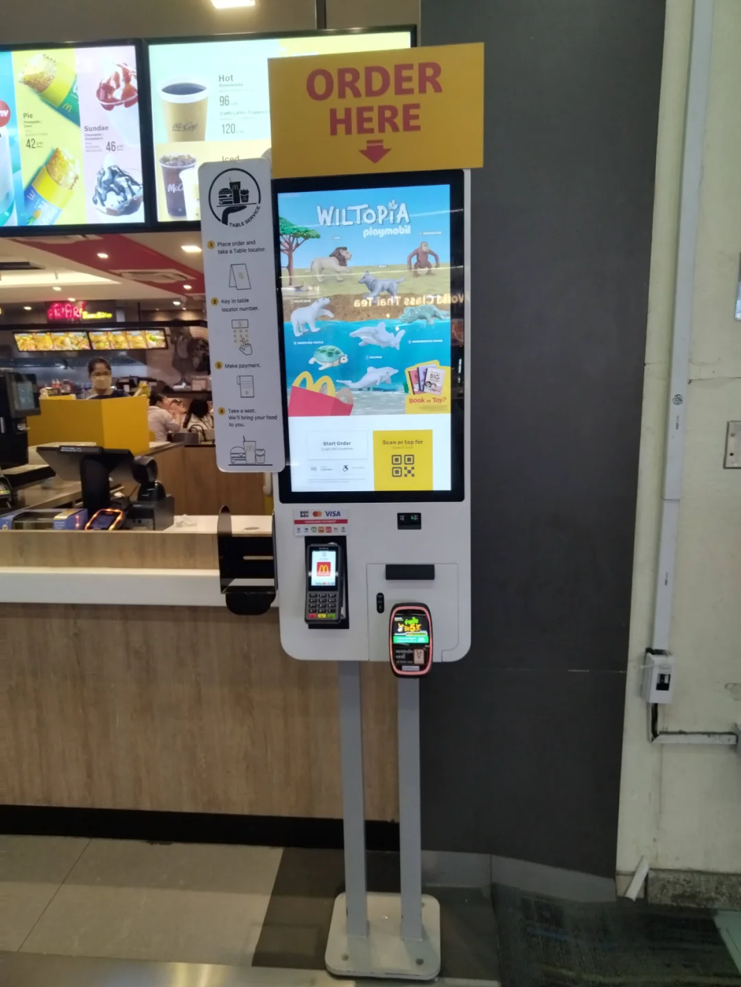 43 55 65 Inch Floor Standing Advertising Digital Totem Display LCD Waterproof Indoor Signage Touch Screen Self Service Kiosk
