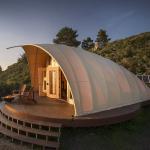 UV Resistant Cocoon Shaped Hotel Dome Tent With Glass Door And Bathroom