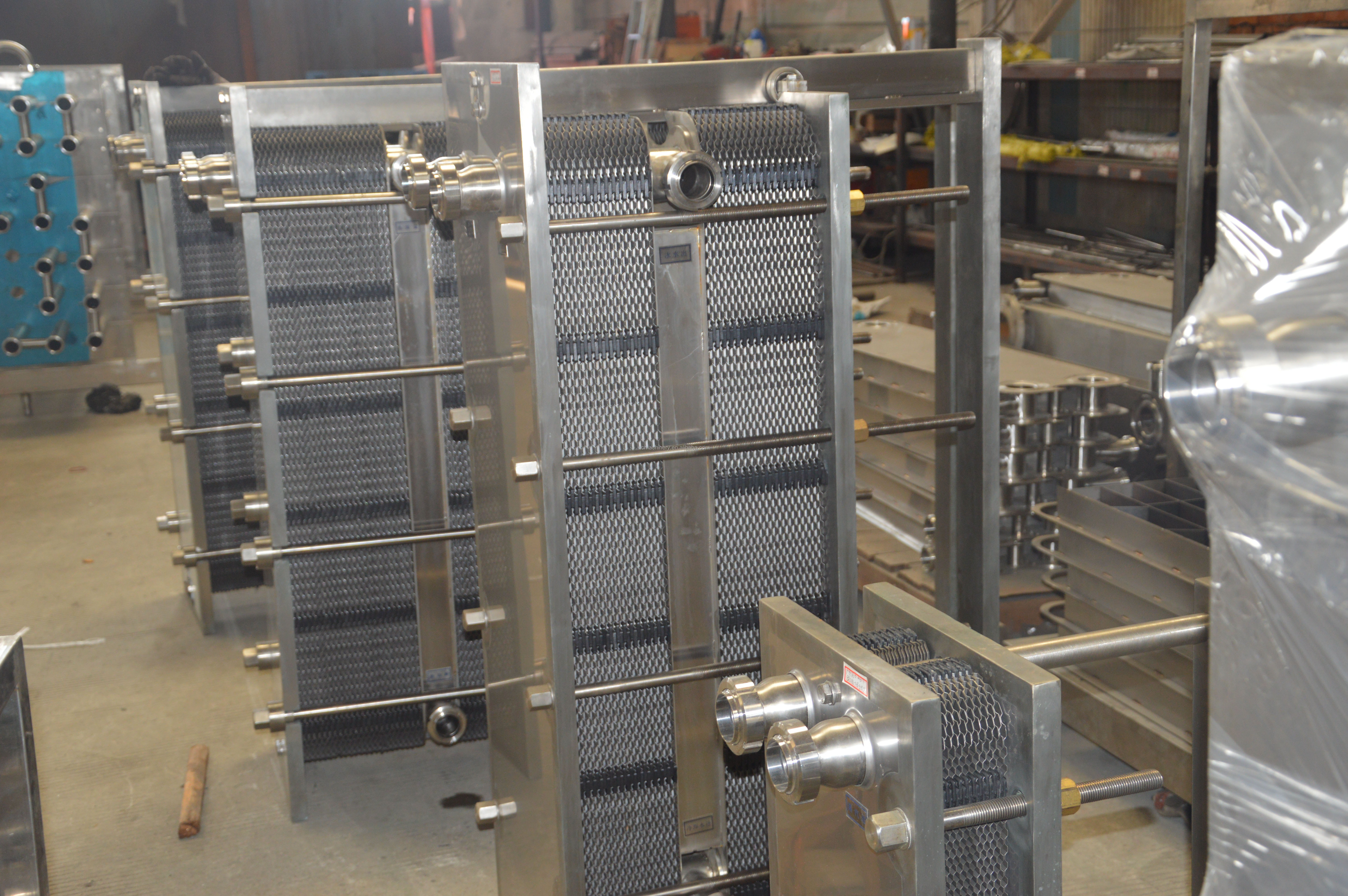 Instant 1000L/H Dairy Milk Plate Heat Exchanger with 0-350c Working Temperature Range