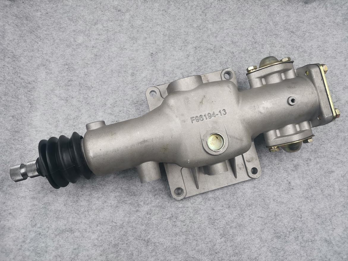 Standard Size Metal Transmission Small Cover Assembly for F96194-13 Sinotruk Truck FAST Gearbox Parts at Affordable