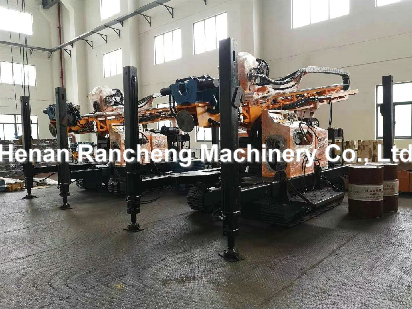 Hydraulic Crawler Blast Hole RC Drilling Rig 132KW Power 500m Drill Depth