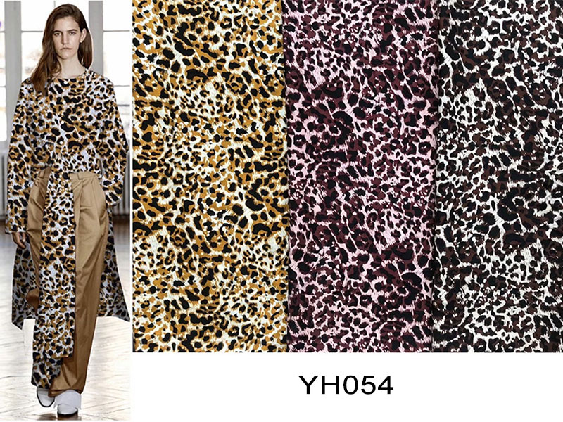 Leopard Print Chiffon Rayon Viscose Printed Woven Fabrics 56 Inch Width