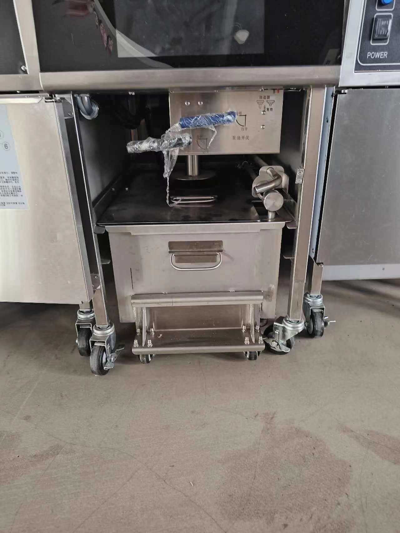 Smart Touch Panel Electric Vertical Chicken Broaster Pressure Fryer With Filtration