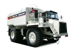 China 40 M3 Heavy Duty Rigid Water Truck , 42 Ton Mining Water Tanker Truck wholesale