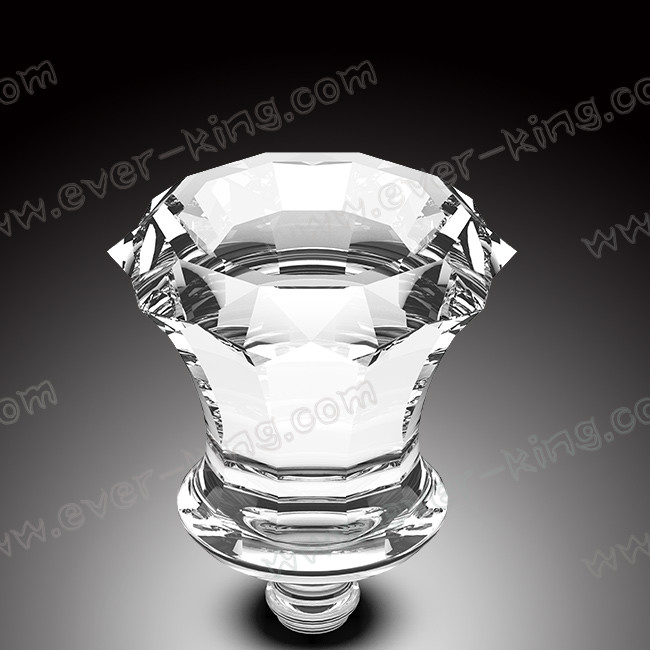 Heat Resistant Clear 750ML Rum Glass Bottle With Diamond Cap