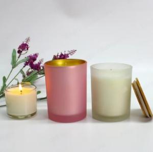 China Popular Frosted White Glass Candle Jar With Wooden Lid Customized Glass Candle Vessels For New Year wholesale