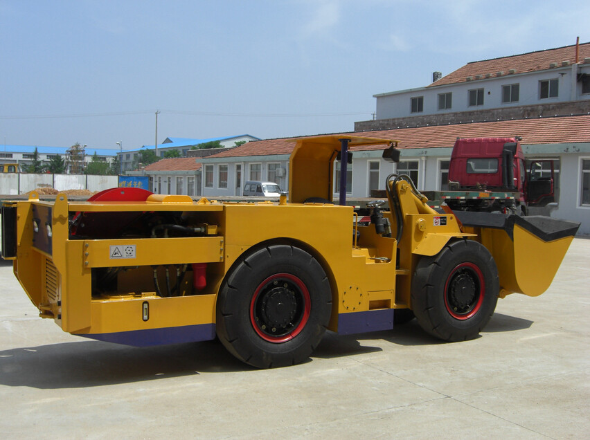 CE Certificate Load Haul Dump Machine For Large Scale Rock Excavation