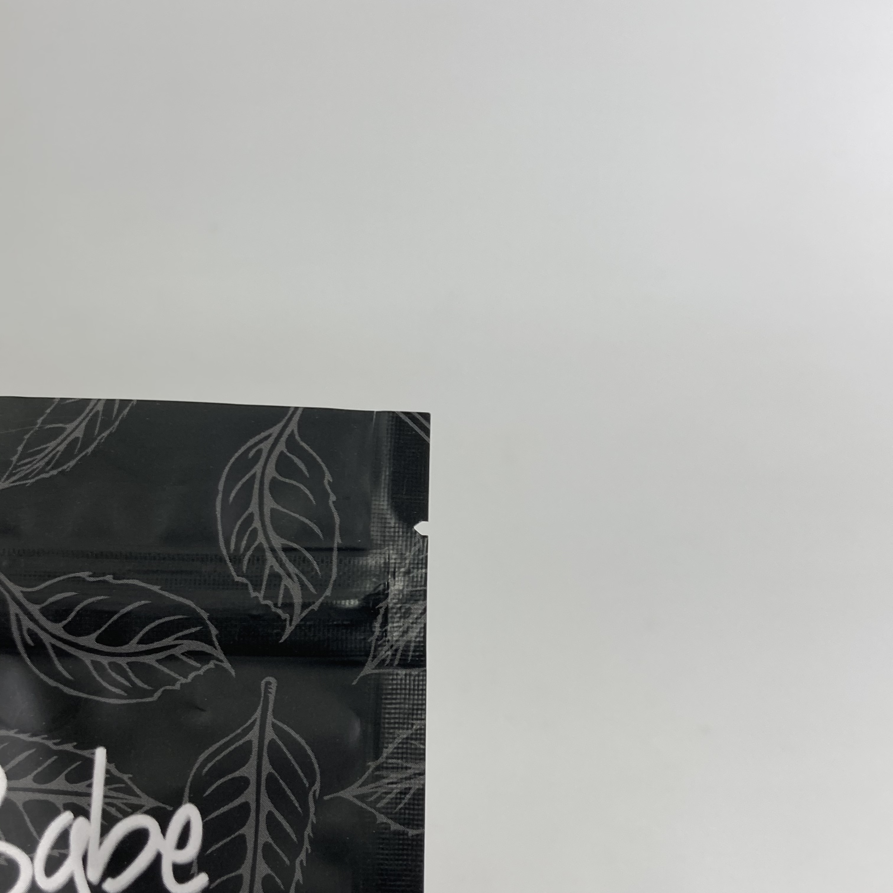 Custom Printed Stand Up Zipper Bags Matt Finish Resealable Plastic Tea Bags with Aluminum Foil Food Packaging Bags