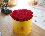 Custom Wholesale 2020 mother's day party supplies preserved rose flower happy