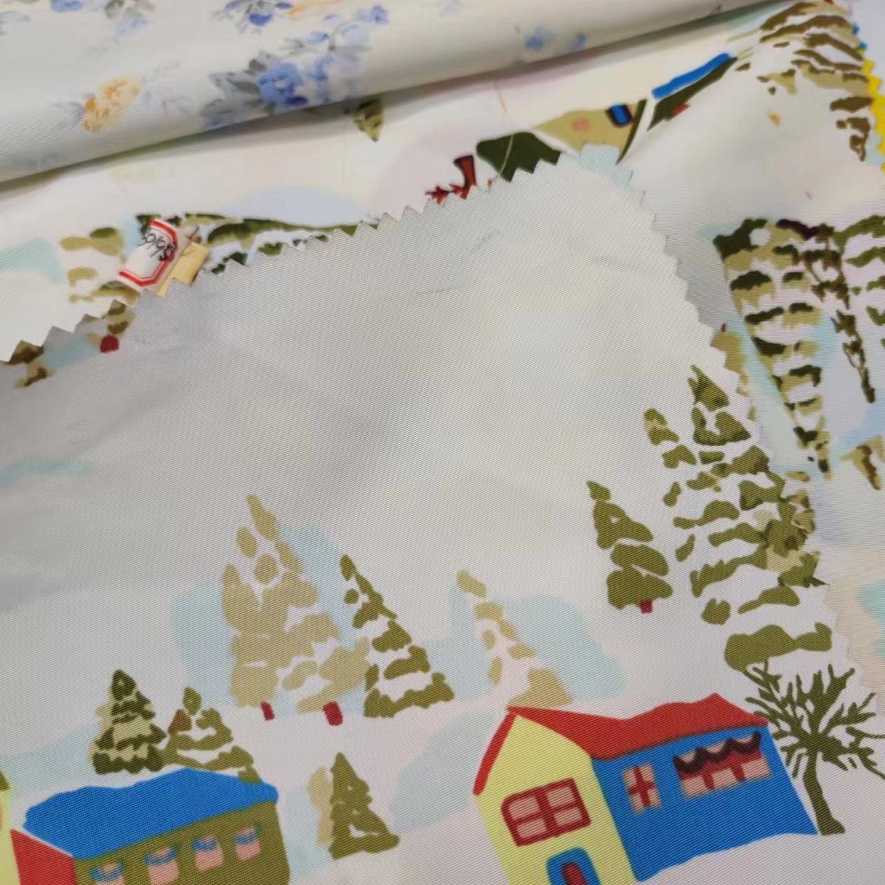 100% Polyester 75Dx150D Printed Peach Skin Fabric Plain Breathable
