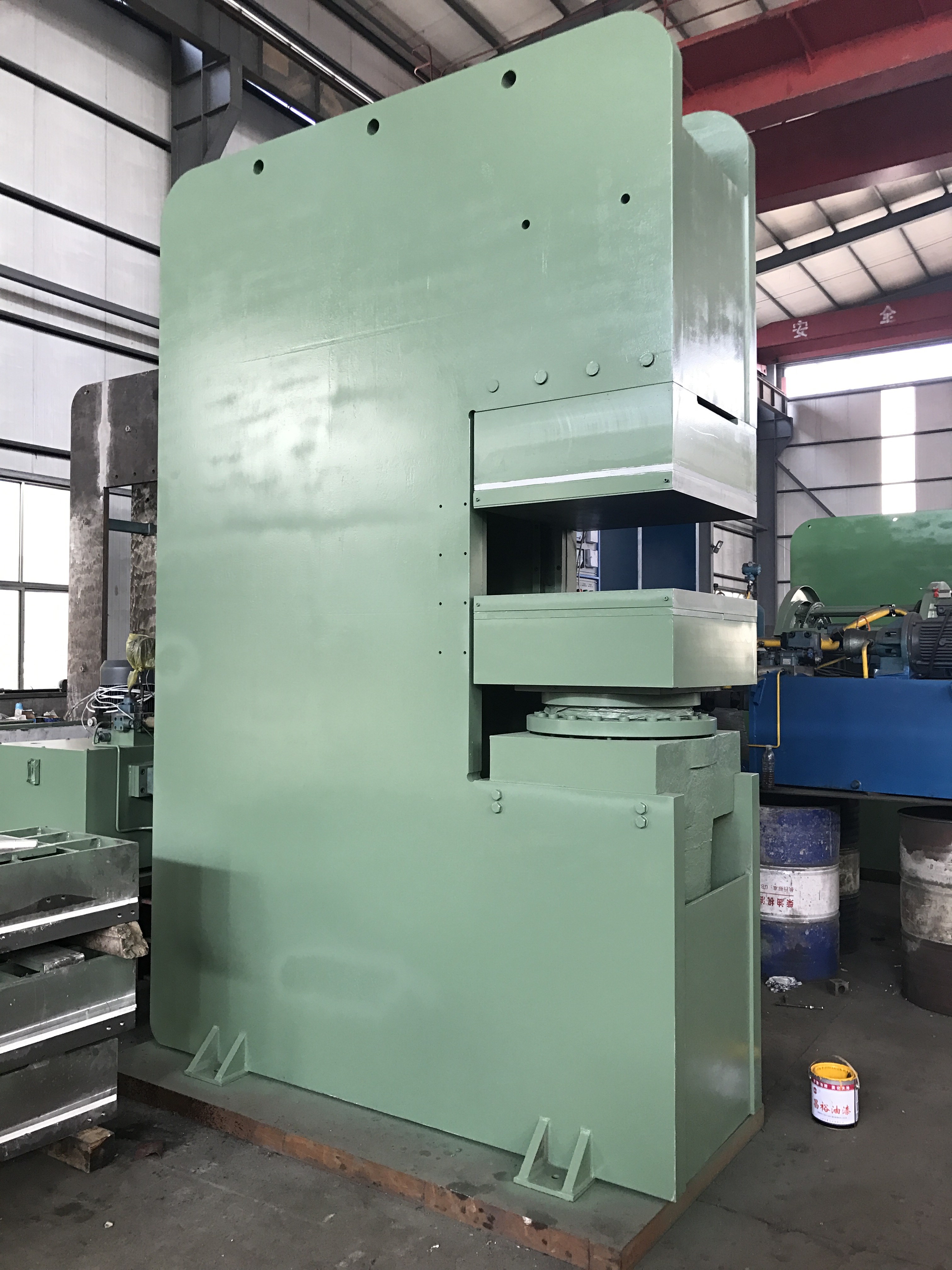 Hose Crimping Machine for Large-Scale Rubber Product Vulcanizing in Hydraulic Press