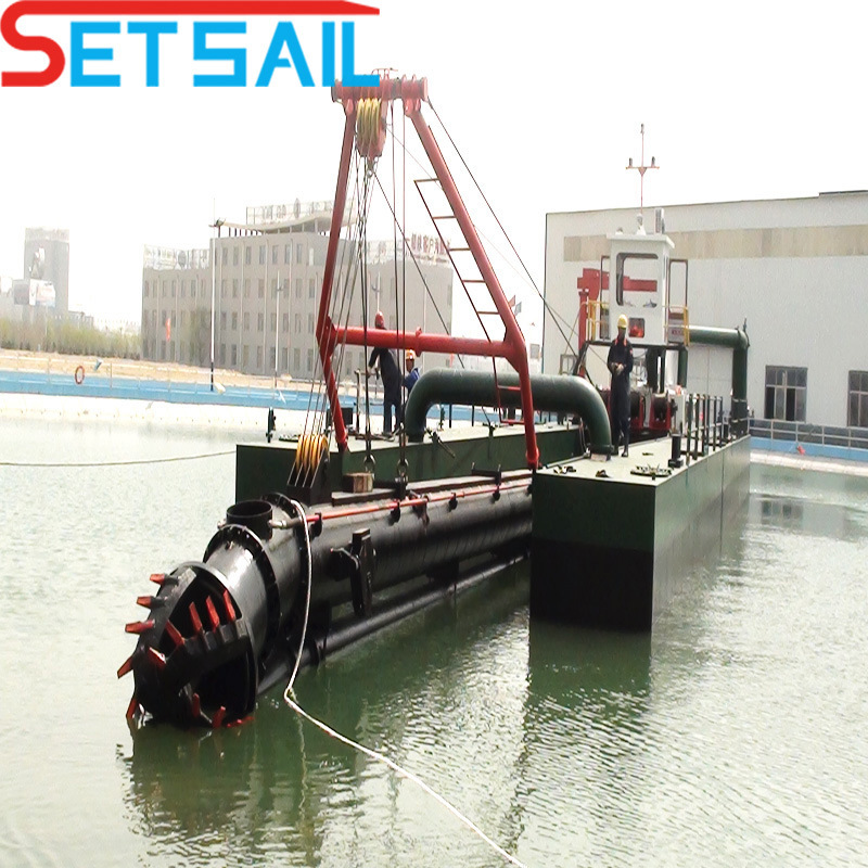 China Factory 18inch Cutter Suction Dredger with GPS System