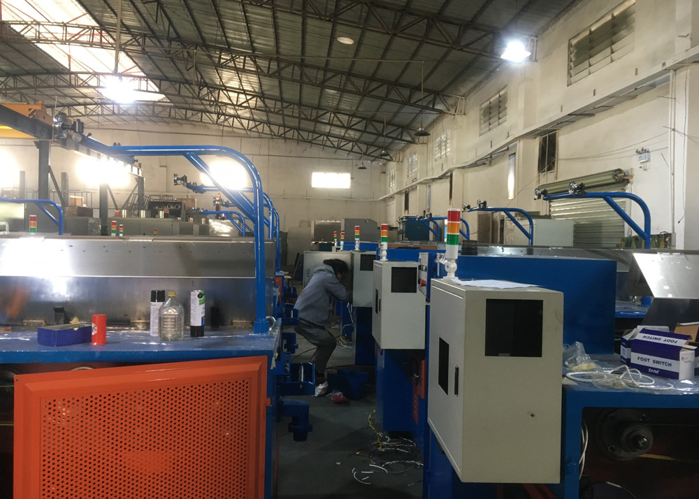 Plastic Copper Wire Drawing Machine With Annaeler