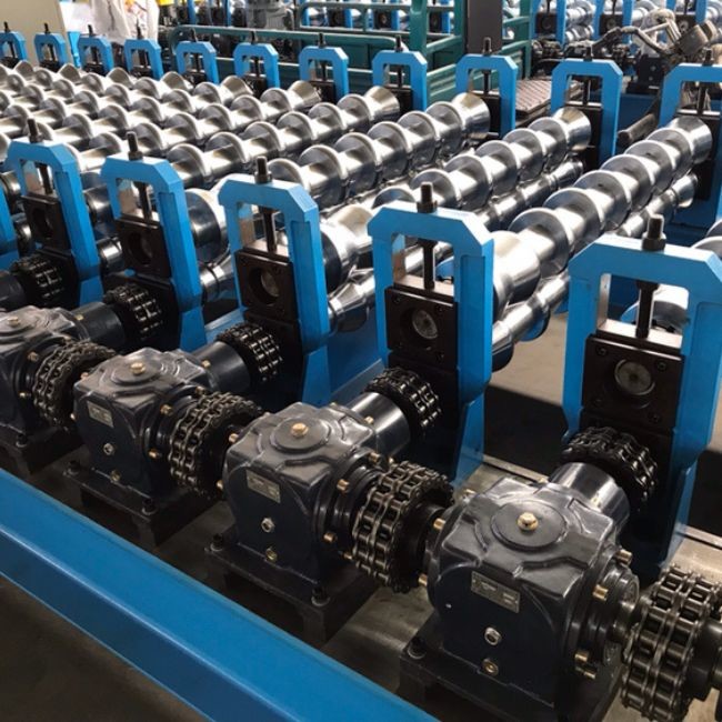 Colored Glazed Steel Metal Sheet Roll Forming Machine Hydraulic PLC Controlled High Speed