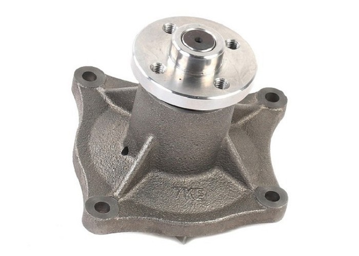 4D31 Mitsubishi ME013406 Diesel Engine Water Pump ME996861