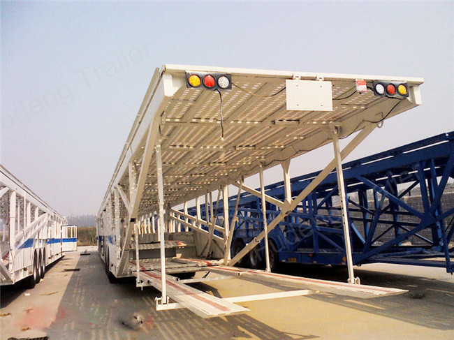 Double Axles Car Carrier Trailer For 9 Cars Transport Steel Material