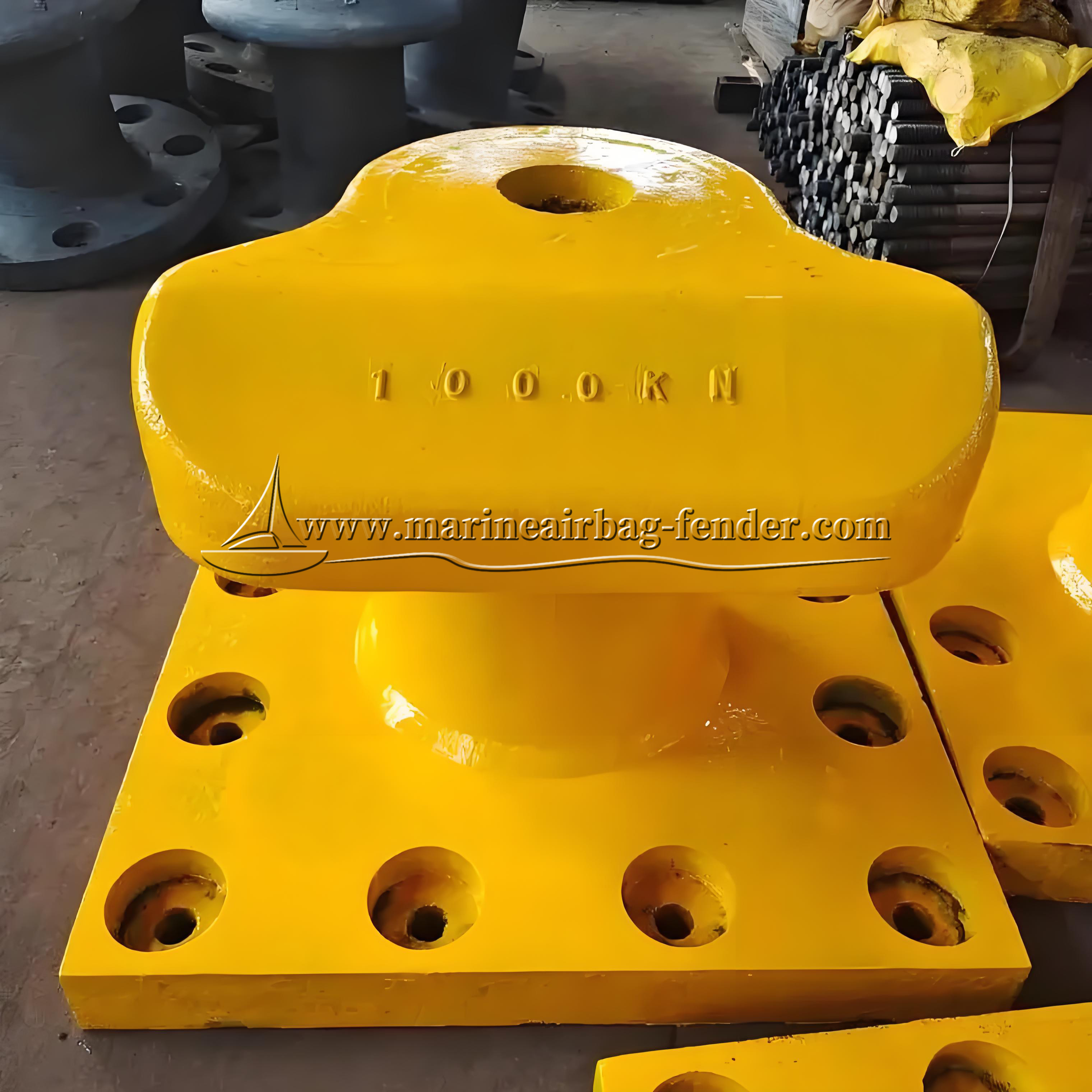Weather Resistant Painted Steel Docking Bollard , High Durability Marine Bollard