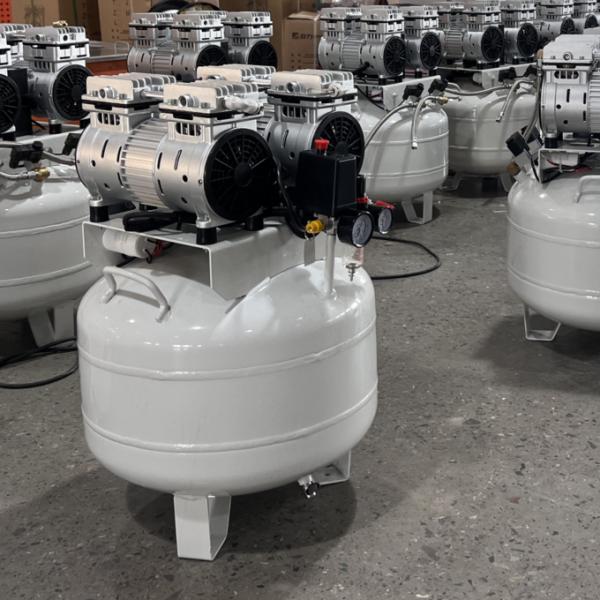 Silent Piston 2HP Oil Free Air Compressor 8bar 270 L/min W/ 50L Steel Tank