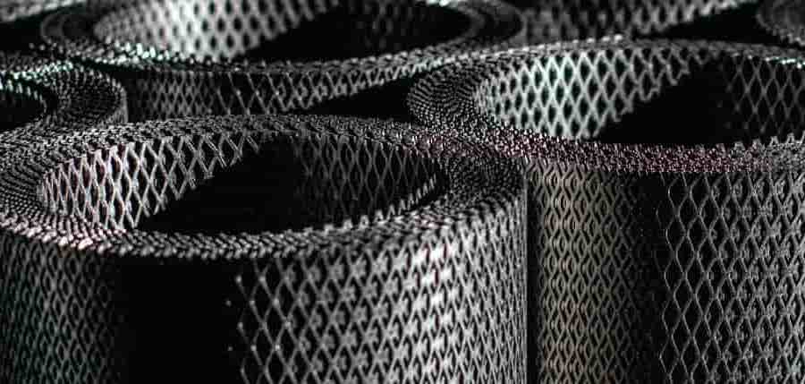 High Strength Galvanized Expanded Metal Mesh Panels Perforated Steel Diamond Mesh Sheets For Protection