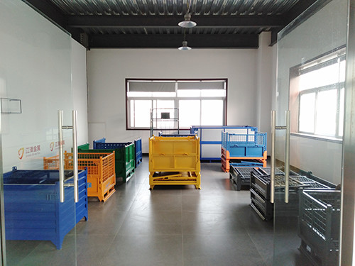 Electrostatic Spraying Foldable Wire Mesh Pallet Cage For Warehouse Storage