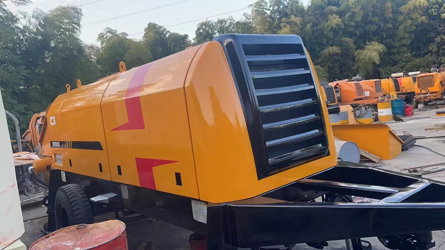 Refurbished Used Concrete Trailer Pump 1800mm Pump Stroke Max Delivery Distance 500-600m