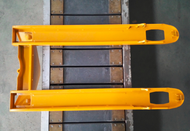 CE 5mm Fork 5 Tonne All Terrain Braked Hydraulic Hand Pallet Truck