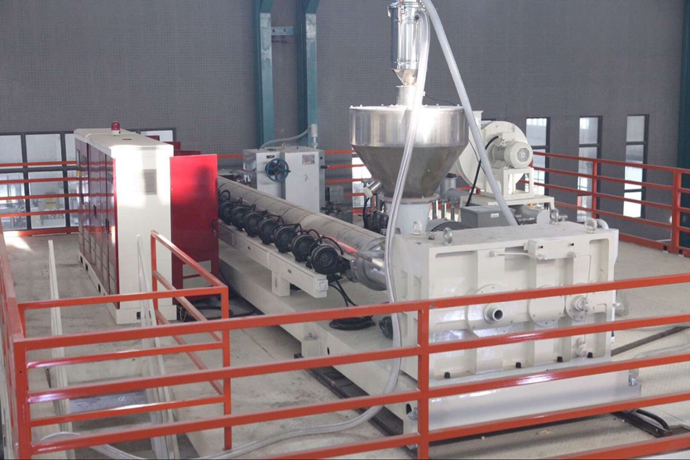 Self-Adhesive Butyl Aluminum Foil Roof Waterproofing Sheet for Roll Application Method